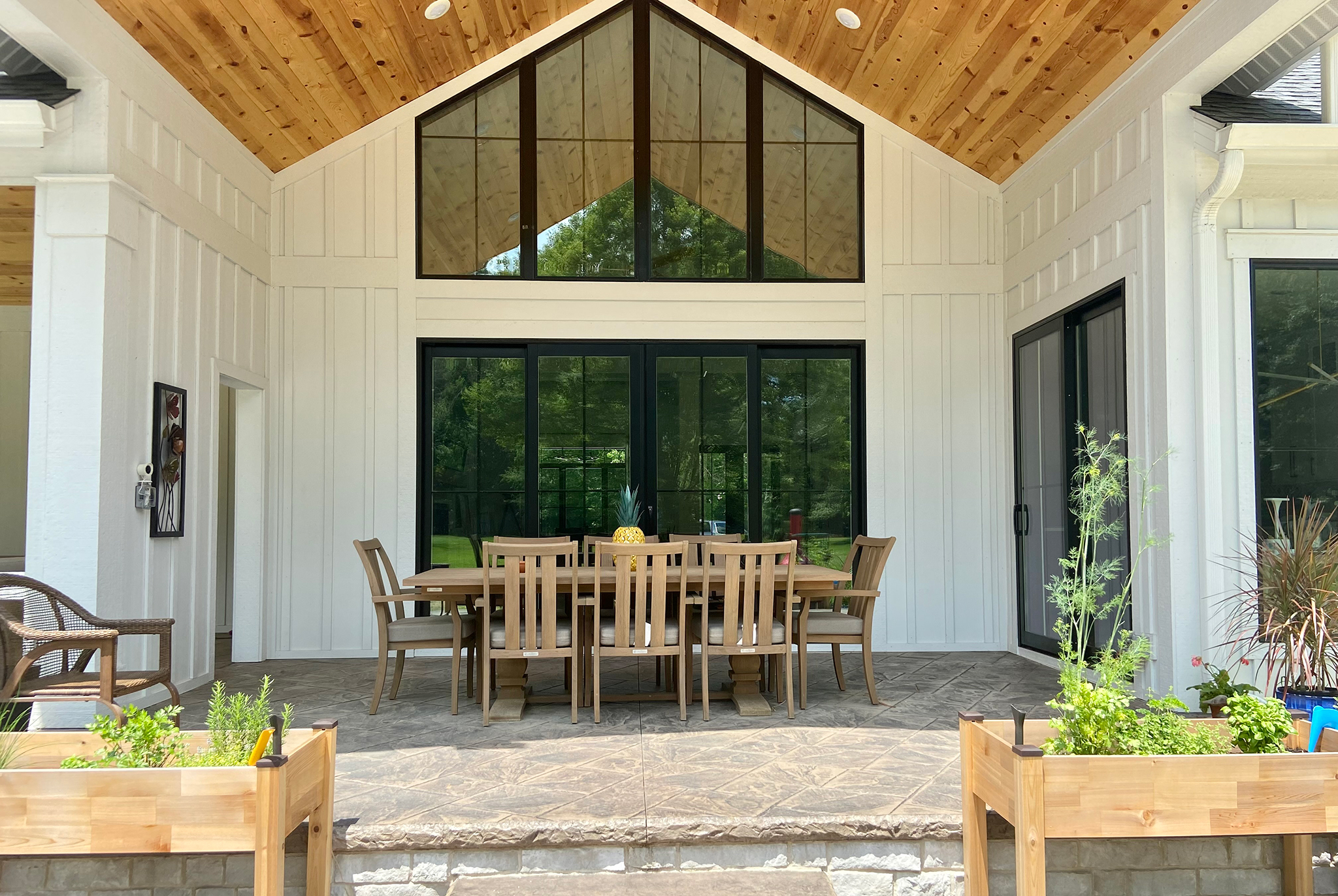 Outside the Studio – Alissa’s Fabulous Outdoorsy Home